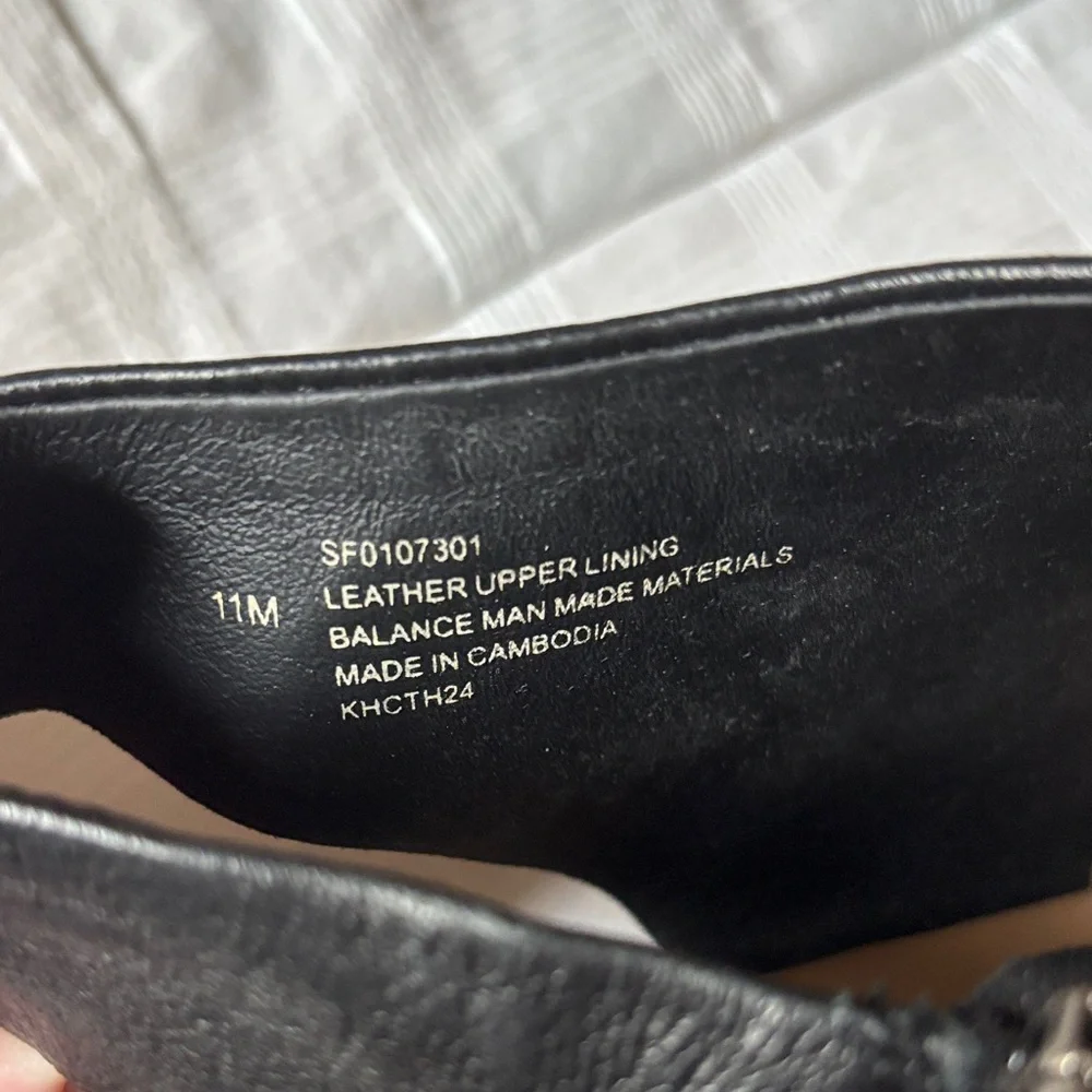 11M Softt Felicity Black Italian Leather Sandals- perfect with summer dresses - Picture 7 of 7